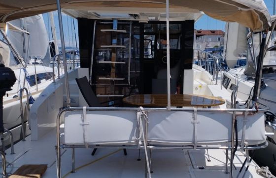 Cobra Yachts Futura 40 Grand Horizon