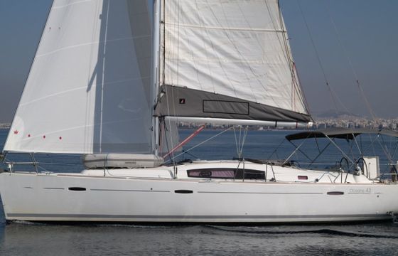 Bénéteau Oceanis 43