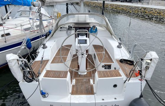 Hanse 320