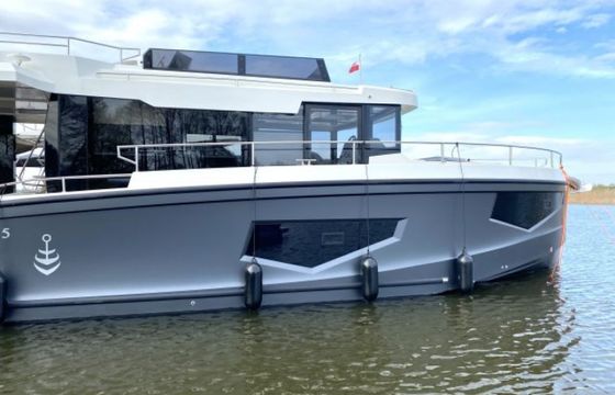 Cobra Seamaster 45