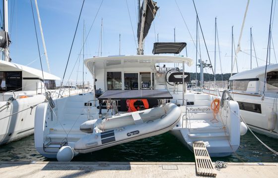 Lagoon 40