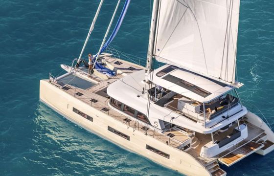 Lagoon Lady Ros&eacute; (Lagoon Sixty 5)