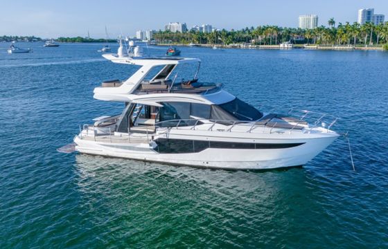 Galeon 500 Fly