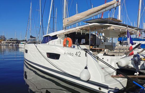 Fountaine Pajot Astrea 42