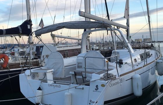 Bénéteau Oceanis 38.1