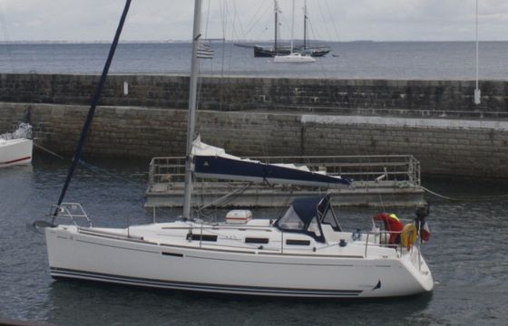 Dufour 325 Grand Large