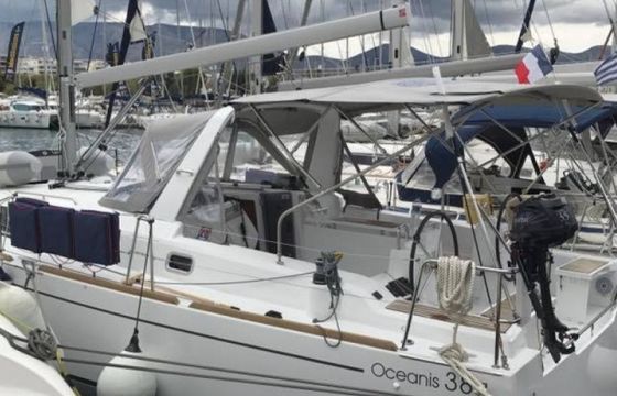 Bénéteau Oceanis 38.1