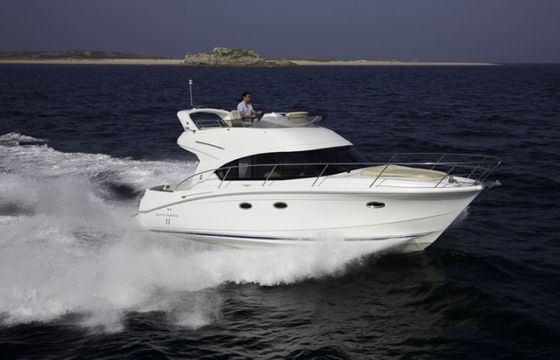 Bénéteau Antares 36