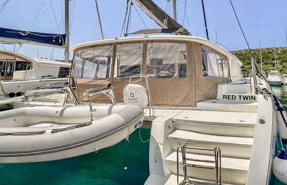 Lagoon 450 F