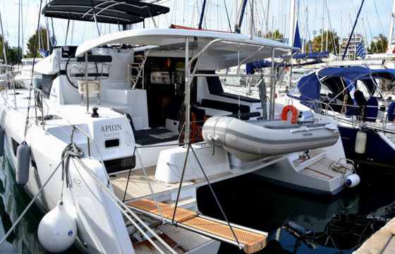 Lagoon 42