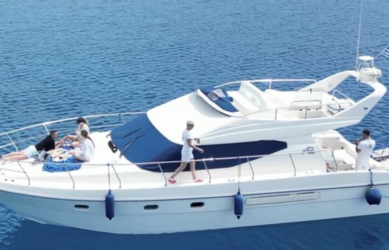 Azimut 44