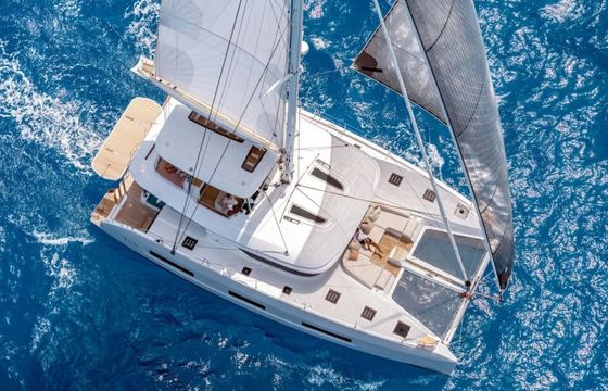 Lagoon 55