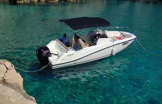 Quicksilver Activ 675 Open