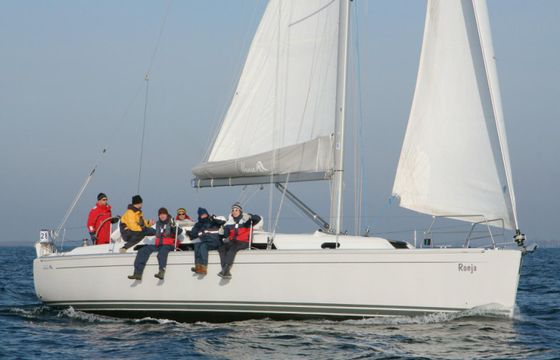 Hanse 370