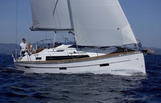 Bavaria Cruiser 37