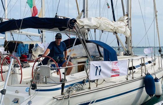 Bavaria 44