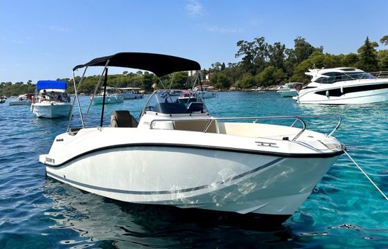 Quicksilver 555 Activ Open