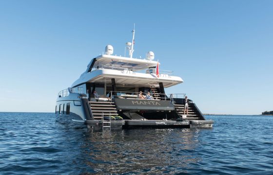 Sunreef MANTA