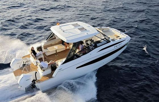 Aquila 32 Sport