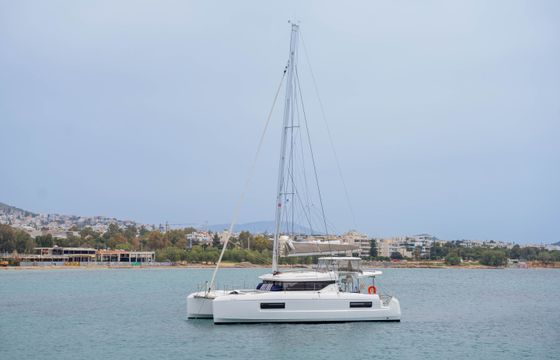 Lagoon 43