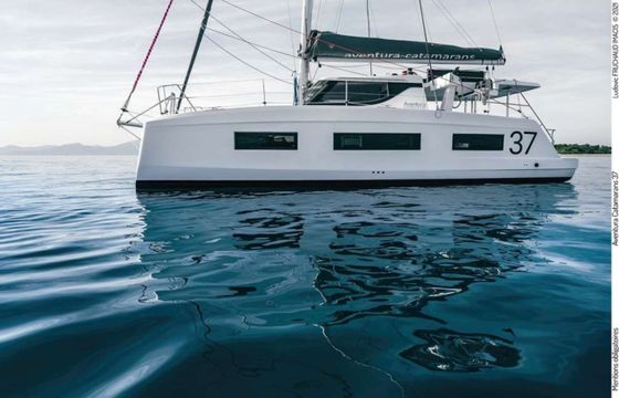 Aventura AV 37