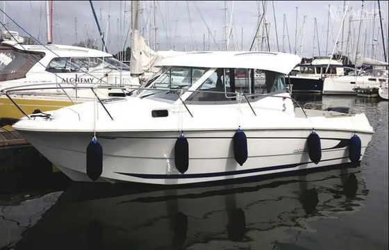 Bénéteau Antares 750 HB