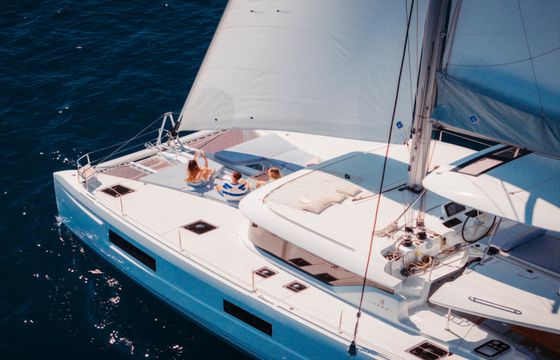Lagoon 46 Owner's Version (LUXURY Equipped, SKIPPERED only)