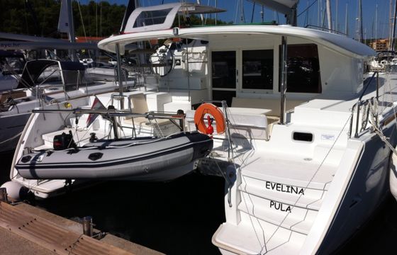 Lagoon 400 S2
