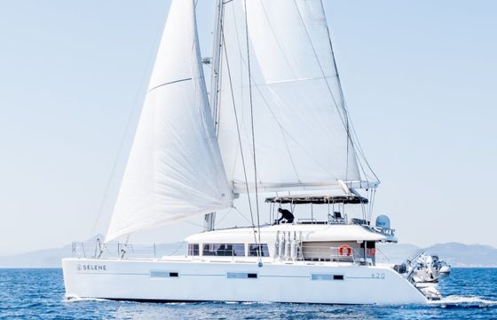 Lagoon 620