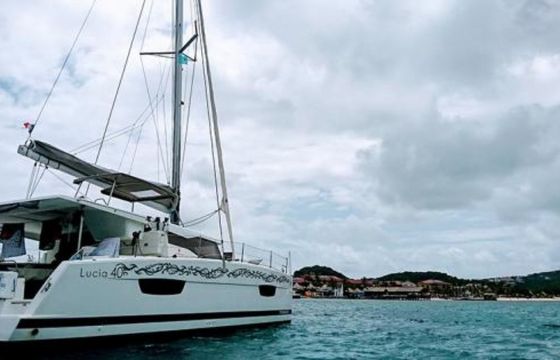 Fountaine Pajot Lucia 40