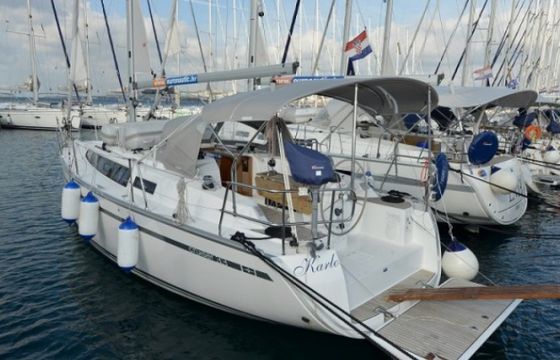 Bavaria Cruiser 33
