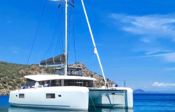 Lagoon 42