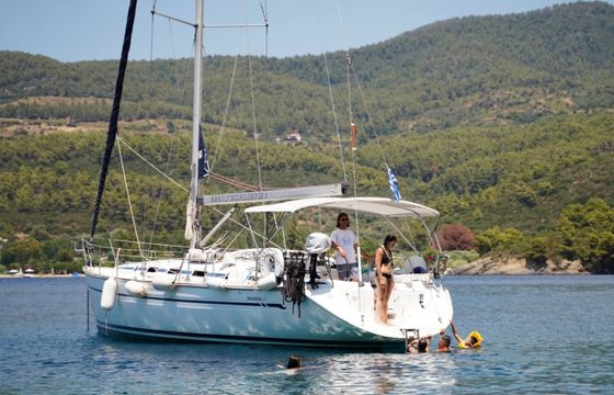 Bavaria 44