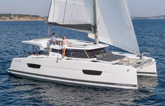 Fountaine Pajot Isla 40