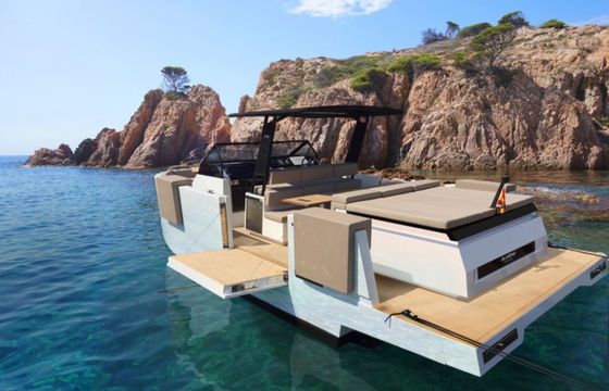 DE ANTONIO Yachts D33