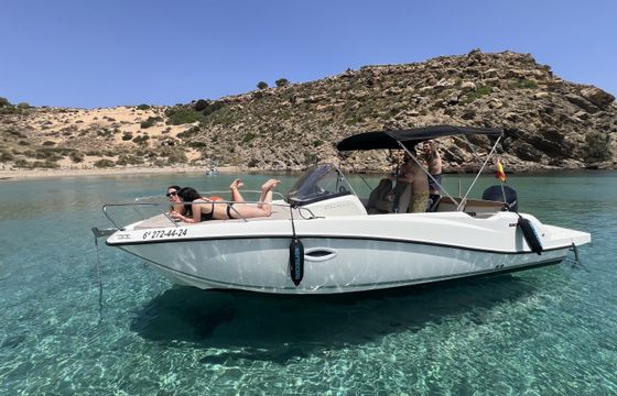 Quicksilver 675 sundeck
