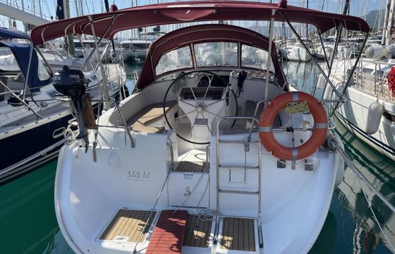 Bénéteau Oceanis 411 Celebration