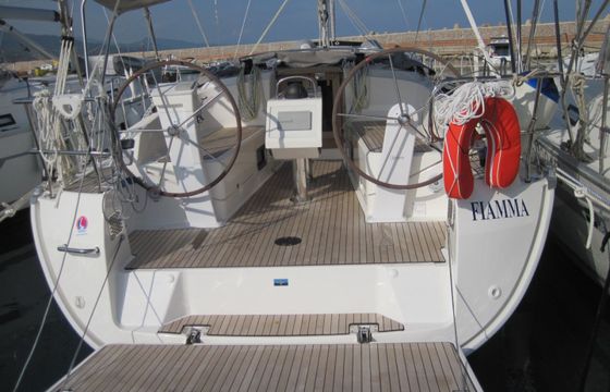 Bavaria Cruiser 37