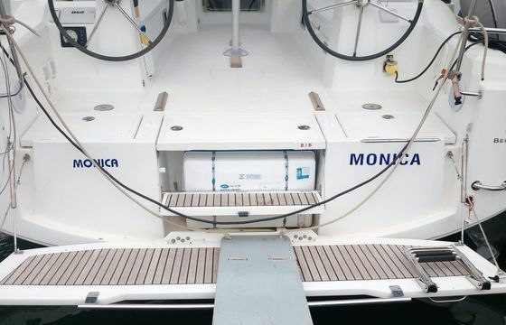 Bénéteau Oceanis 38
