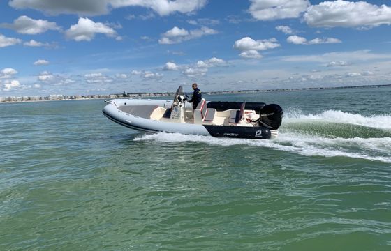 Zodiac Club 750