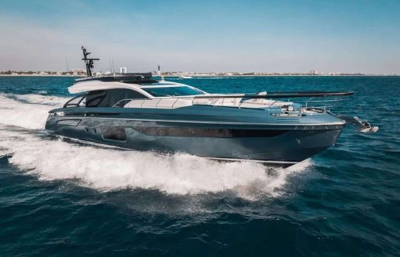 Azimut Six Seven