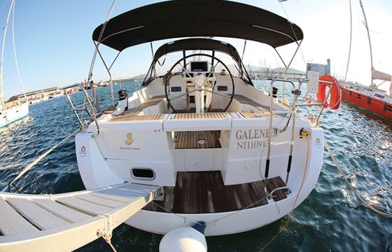 Bénéteau Oceanis 37