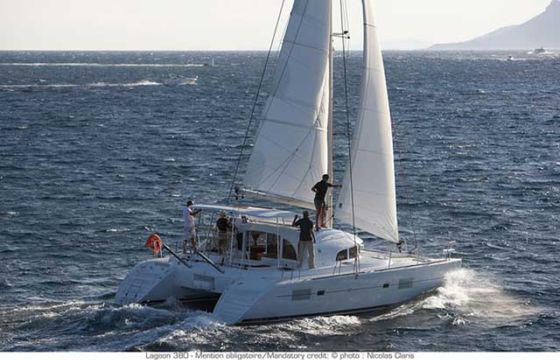 Lagoon 380 S2