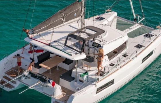 Lagoon 40