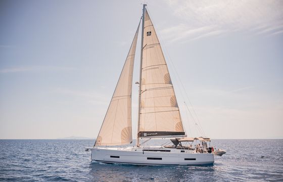 Dufour 530