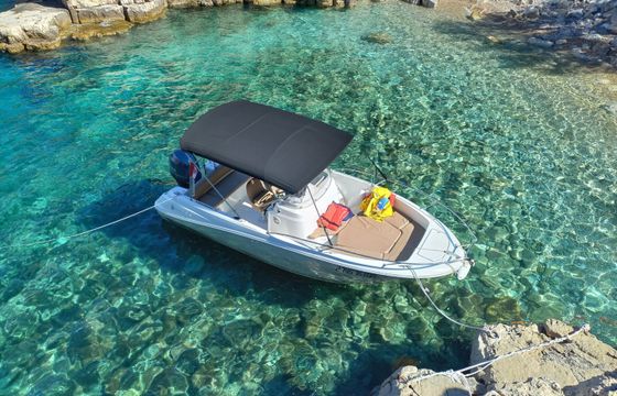 Jeanneau Cap Camarat 6.5 CC