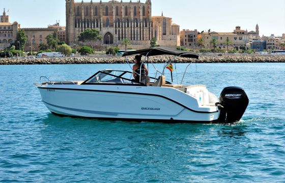 Quicksilver Activ 605 Sundeck