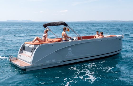 Maxima 840