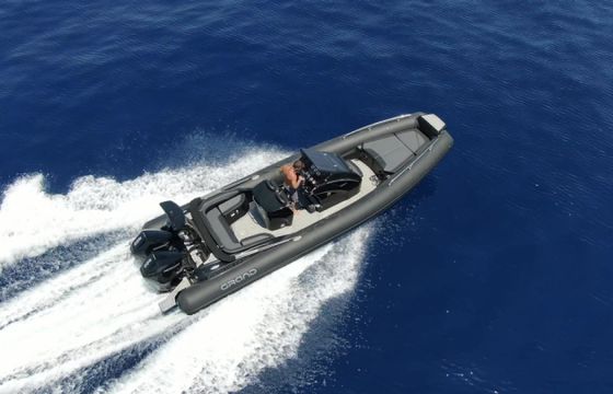 Grand Boats 8.5 Black edition