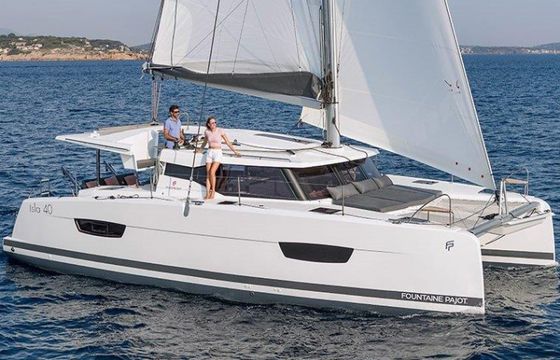 Fountaine Pajot Isla 40